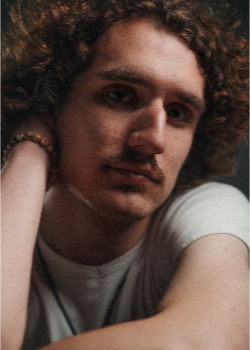Cv main photo