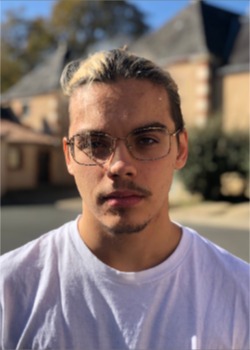 Cv main photo